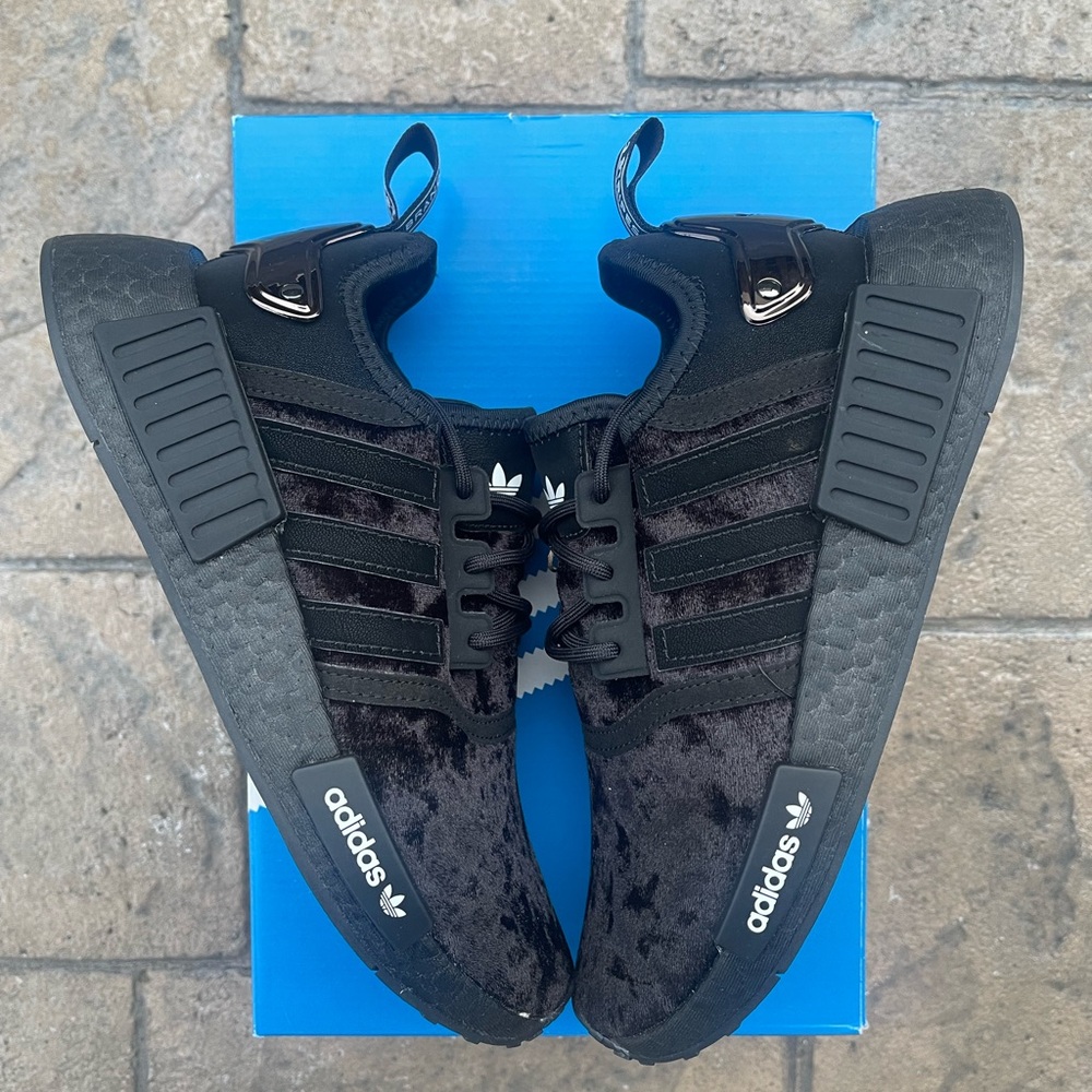 Adidas NMD ‘Triple Black’
